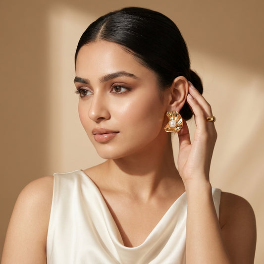 Pearl Tide Studs