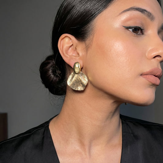 Golden Fan Sculpt Earrings
