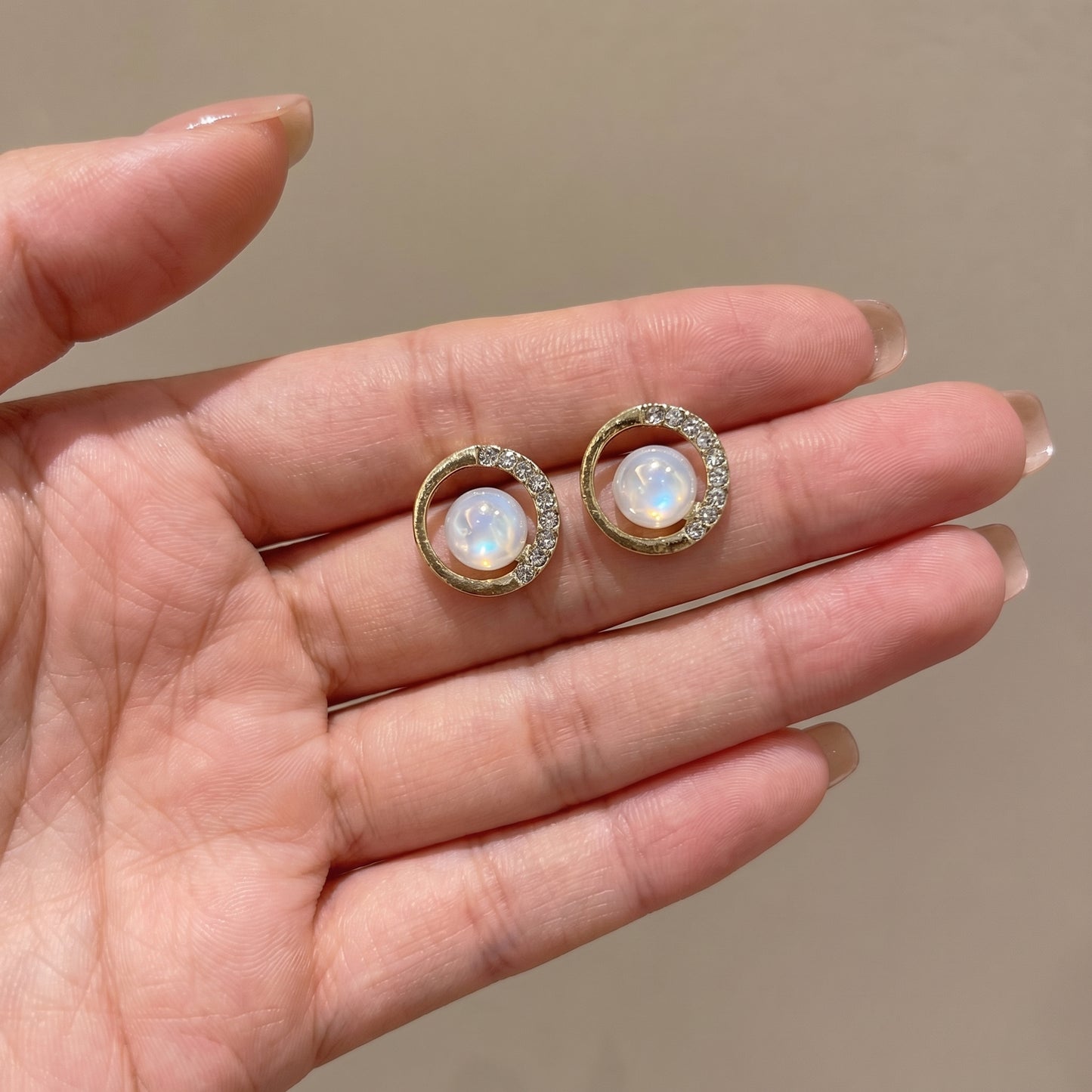 Halo Pearl Crystal Studs