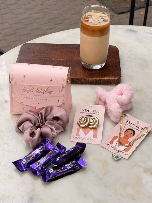 Indikor Charm Rakhi Hamper