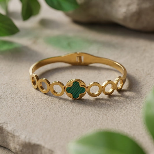 Emerald Clover Charm Bracelet
