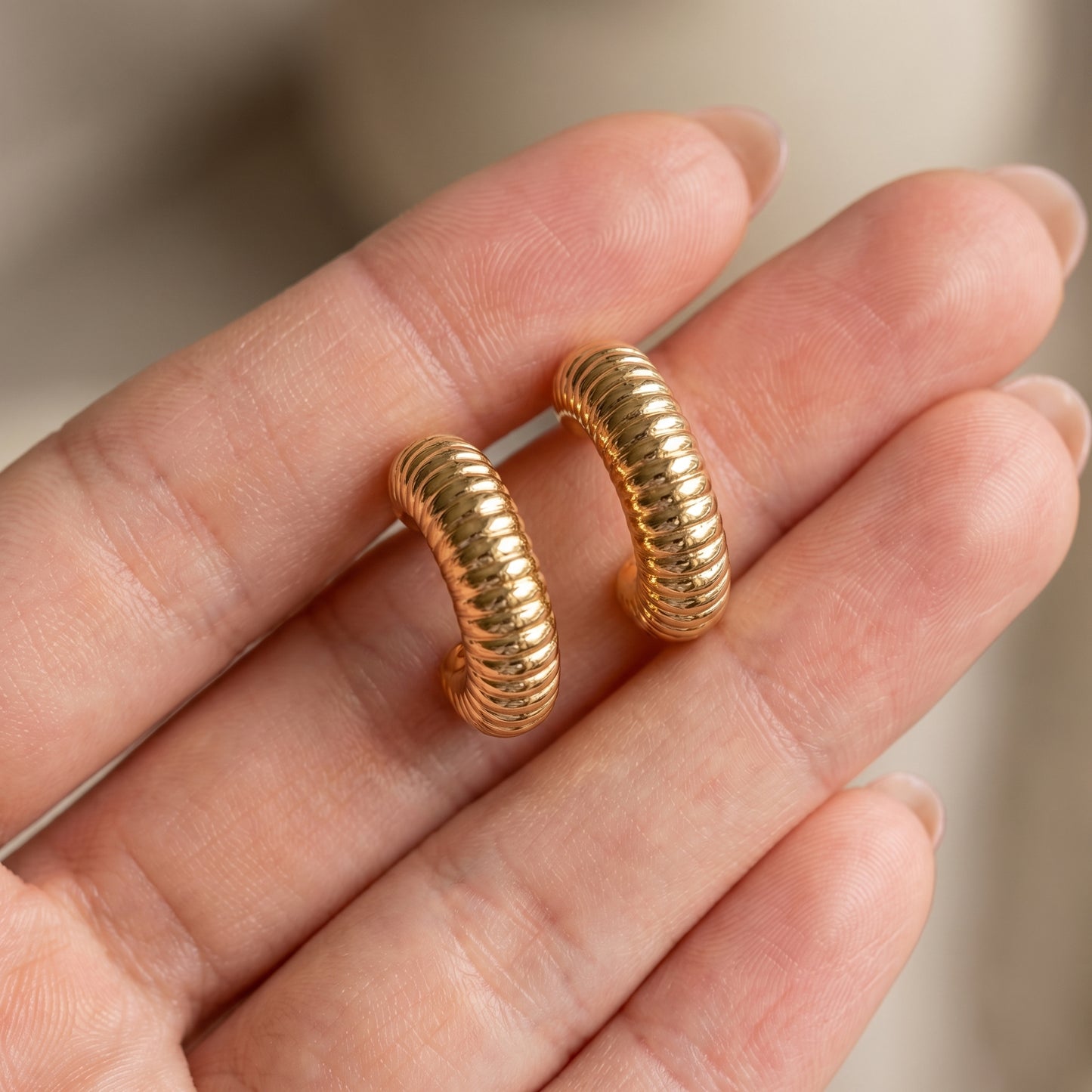 Ribbed Gold Hoop Earrings