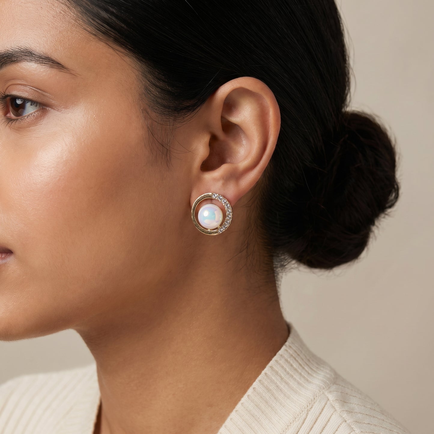 Halo Pearl Crystal Studs