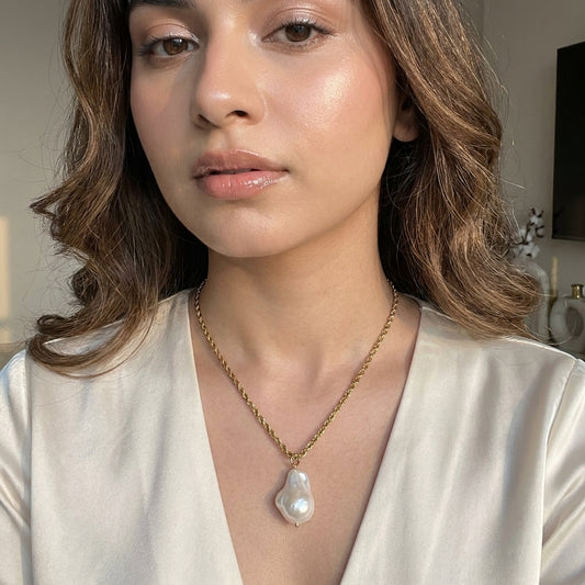 Ocean Pearl Pendant Necklace