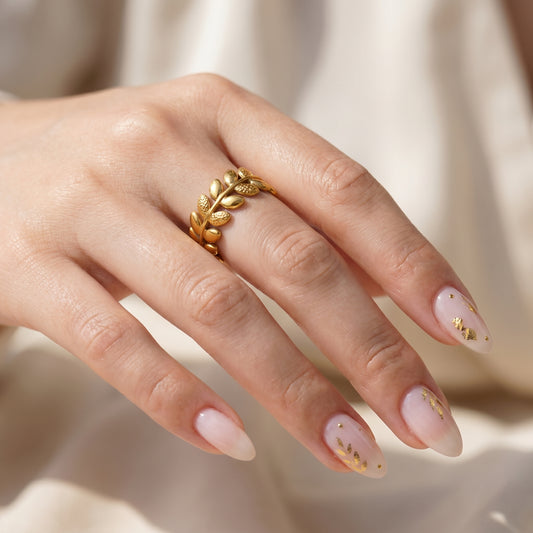 Golden Laurel Leaf Ring