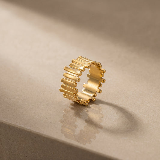 Golden Ribbed Band Ring