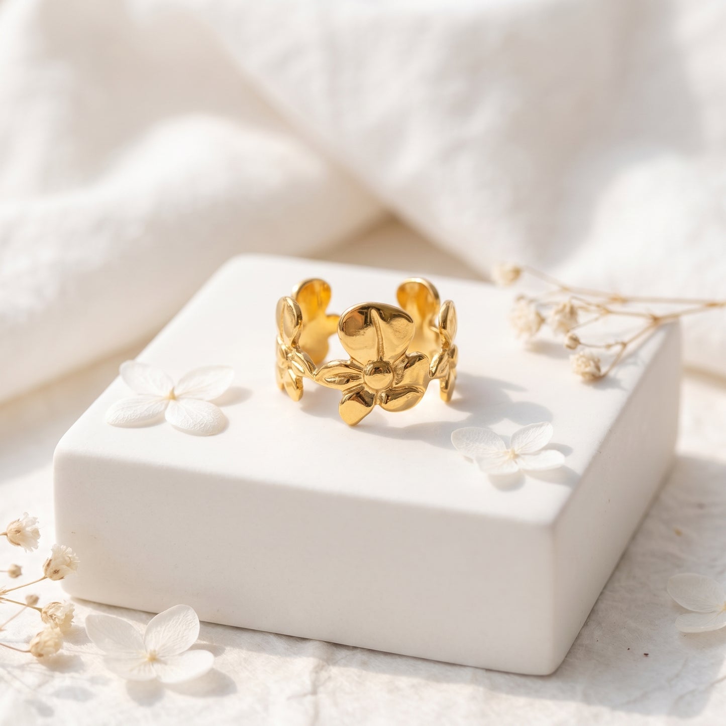 Golden Bloom Floral Ring